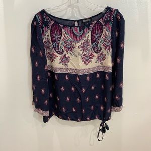 SOLD!Lucky Brand patterned too blouse size s
